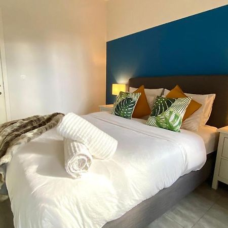 Oneluxstay Antwerp City Centre Екстер'єр фото