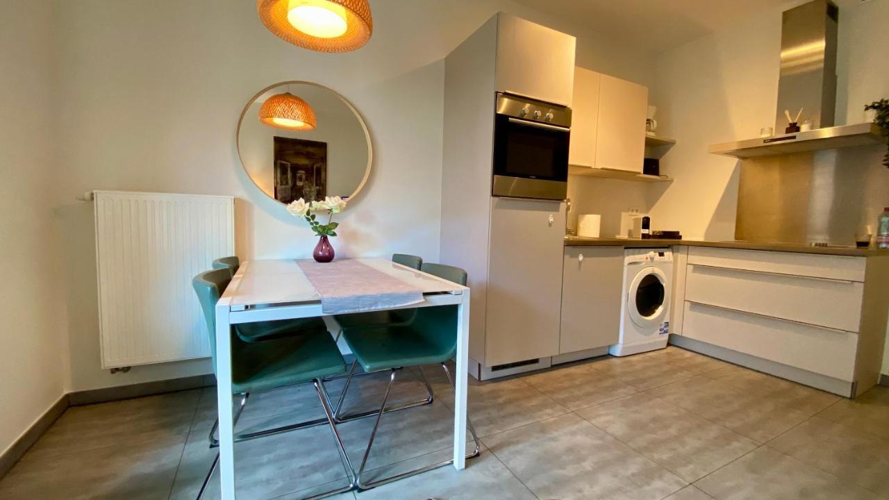 Oneluxstay Antwerp City Centre Екстер'єр фото
