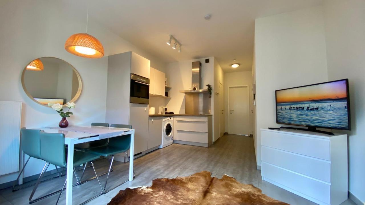 Oneluxstay Antwerp City Centre Екстер'єр фото